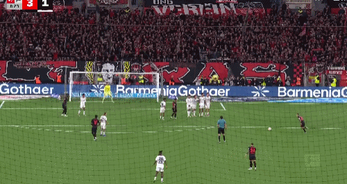 年以来首位, 主场战胜法, 到的球员