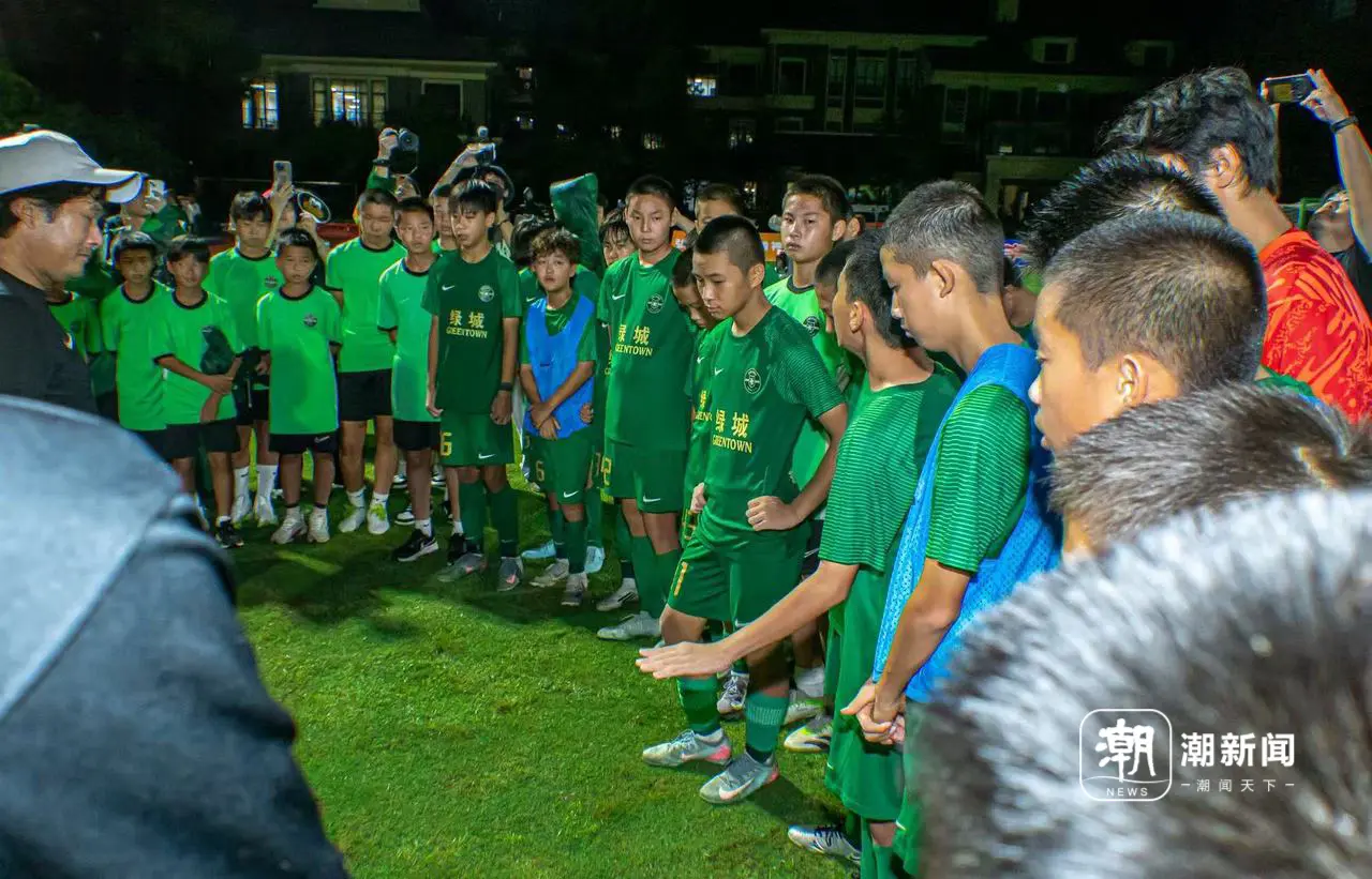 以及将在明, 线队球员 以及将在明, 线队球员