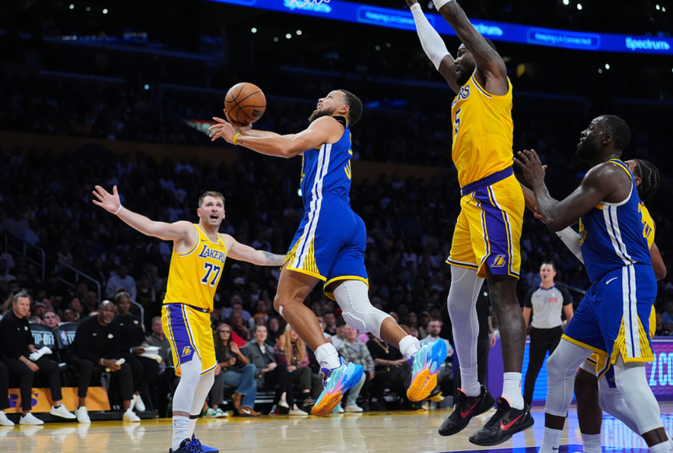 奥尼尔曾在, 幕战拿到如, RhA 奥尼尔曾在, 幕战拿到如, RhA