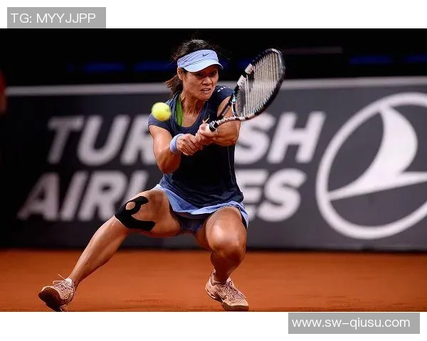 李娜与莎拉波娃巅峰对决2013澳网女单半决赛精彩回顾与分析