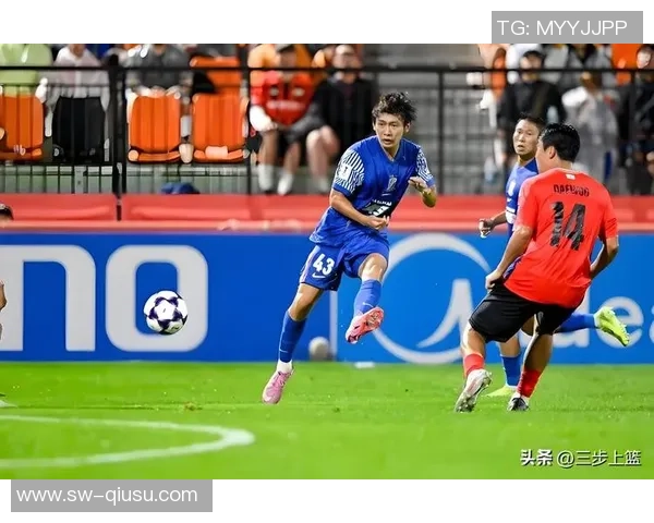 海港带头躺平，中超承揽倒数前3！亚冠再现争议：申花好球竟被吹